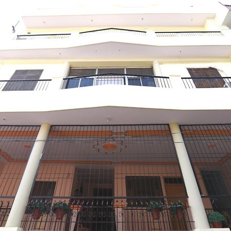 Ds Residency Varanasi-Prime Location-Parking Esterno foto