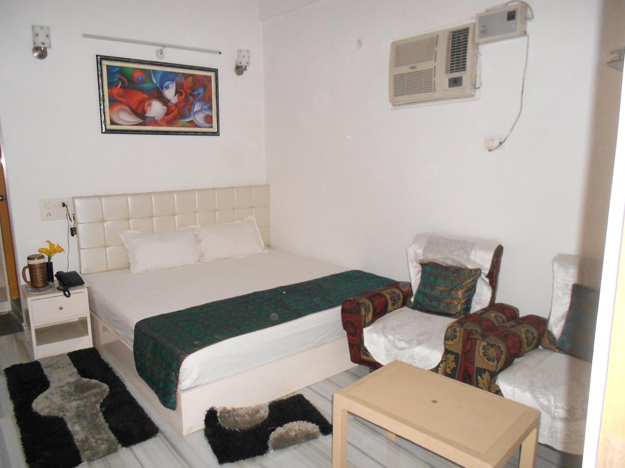 Ds Residency Varanasi-Prime Location-Parking Esterno foto